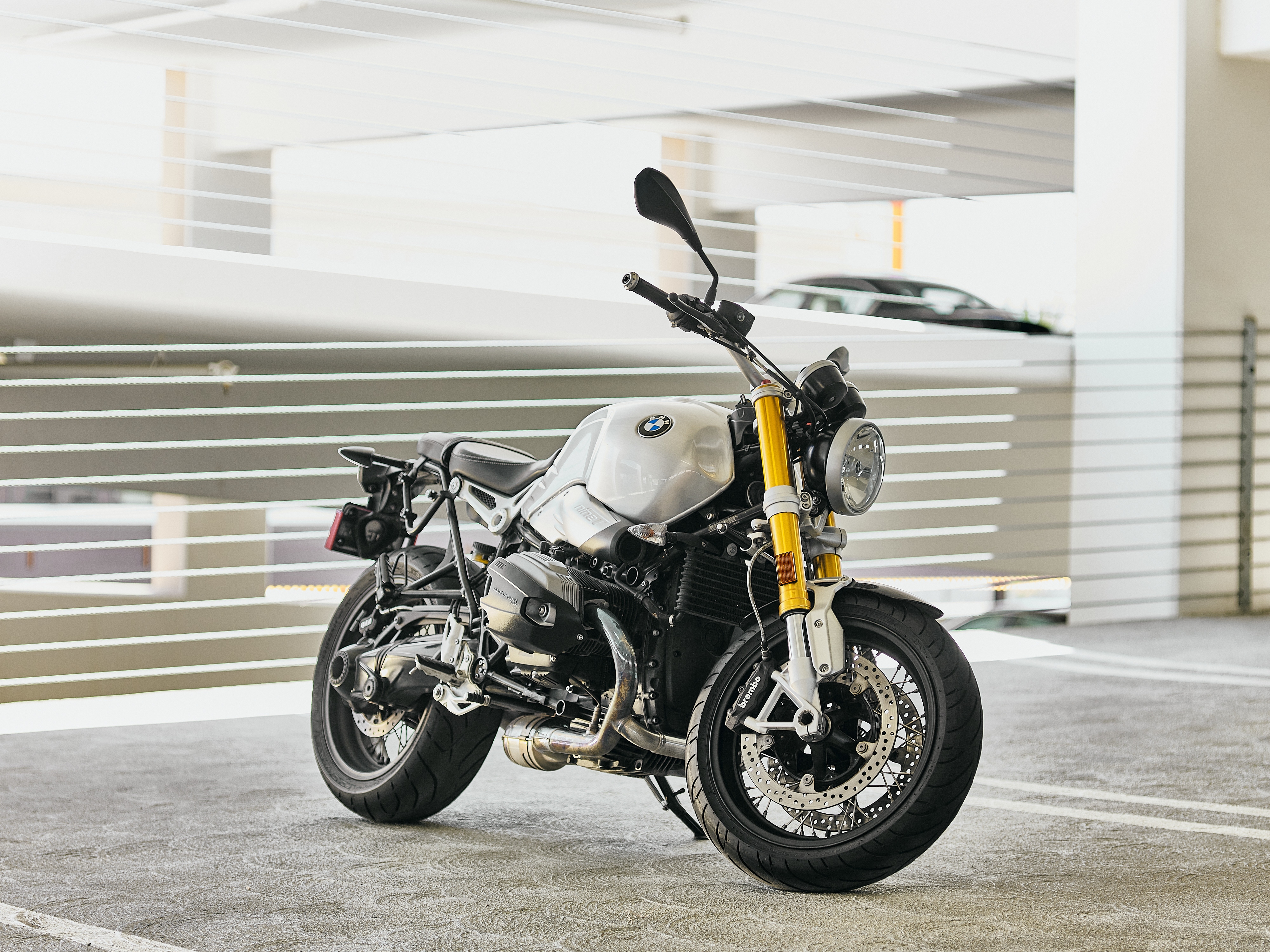RNineT_SZI_010